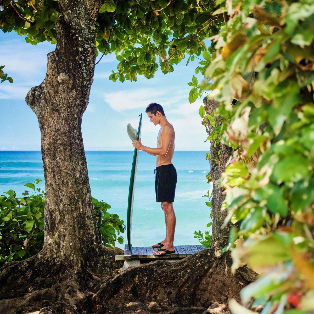 olukai men's ki'i lava rock