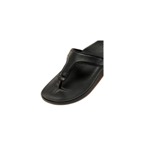 KIPE'A LIPI BLACK SANDALS