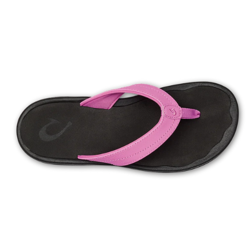 OluKai Women's 'Ohana Sandal - Dragon Fruit / Black
