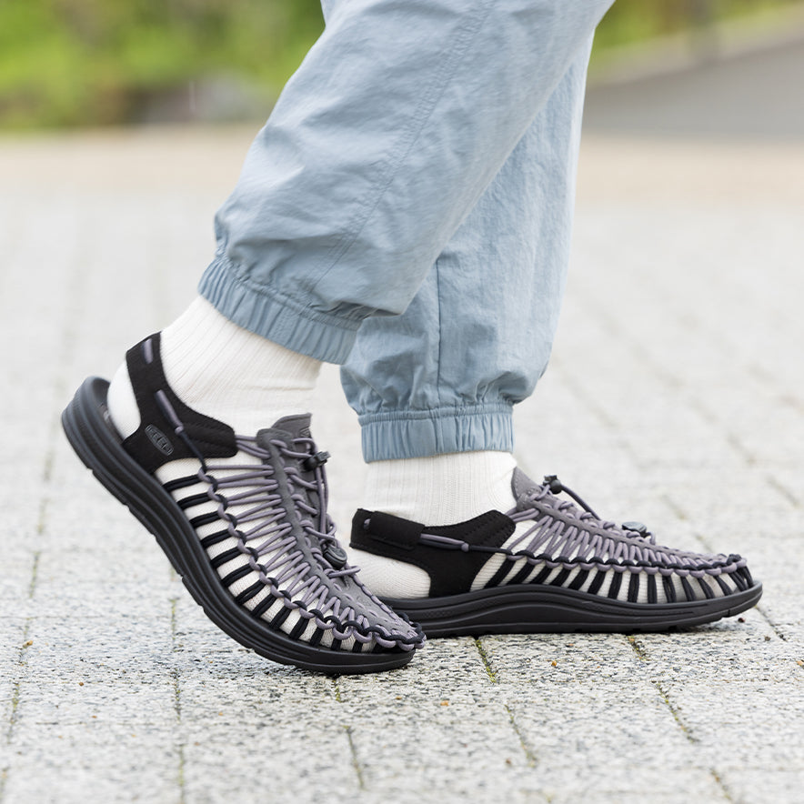 Uneek Magnet Grey Sneakers