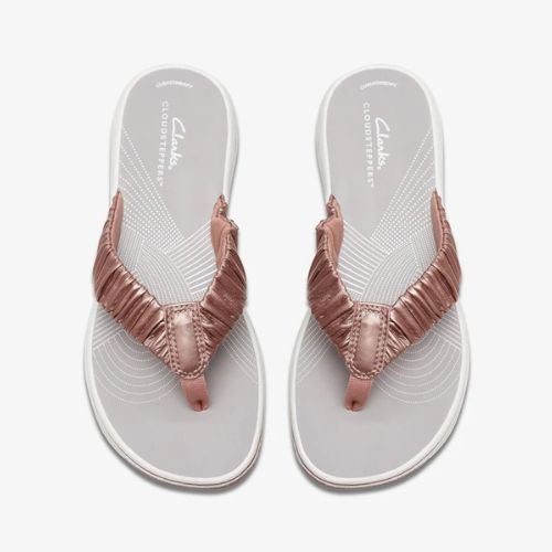 Clarks Women's Breeze Rae Rose Gold Sandals