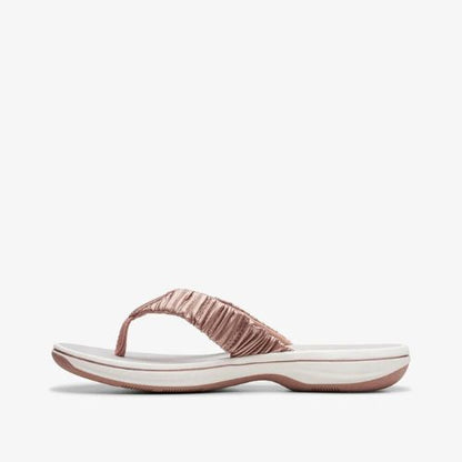 Clarks Women's Breeze Rae Rose Gold Sandals