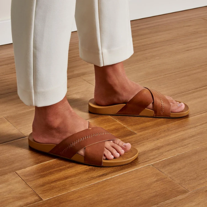 OluKai Women’s Kipe'a 'Olu Sahara