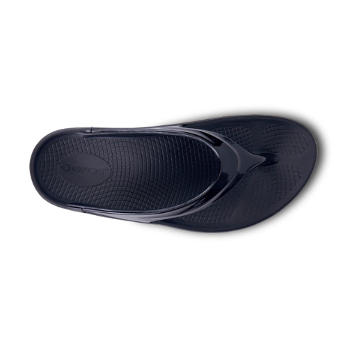 OOFOS Women's OOmega Thong Sandal - Black