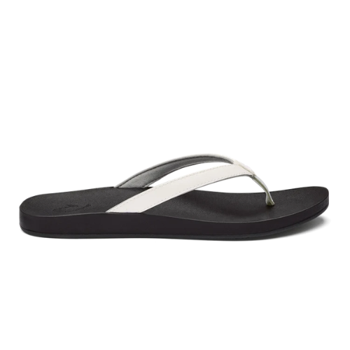 OluKai Women's Puawe Sandal - White