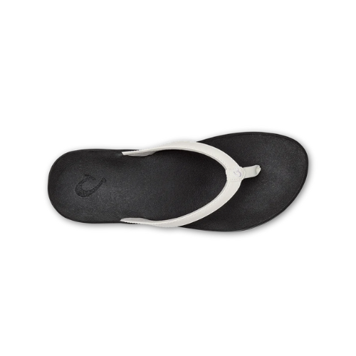 OluKai Women's Puawe Sandal - White