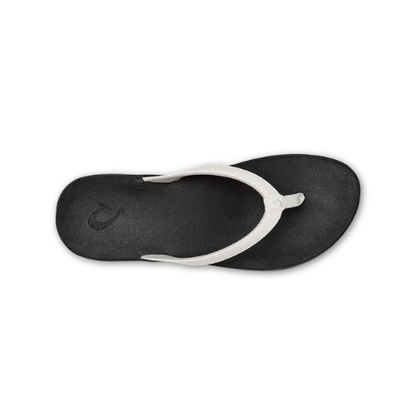 OluKai Women's Puawe Sandal - White