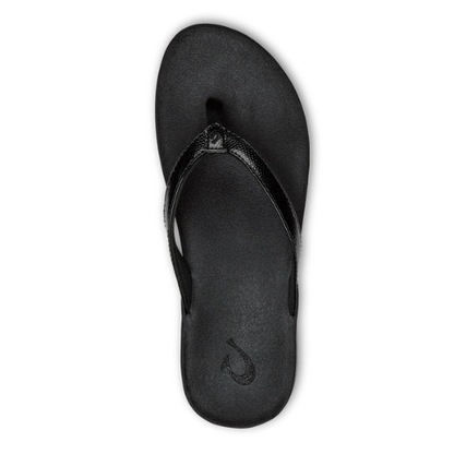 OluKai Women's Puawe Sandal - Black