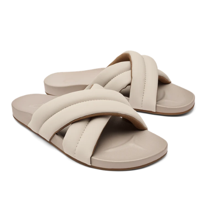 OluKai Women's Hila Slide Sandal - Cloud