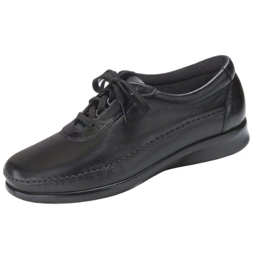 Traveler Black Sneakers