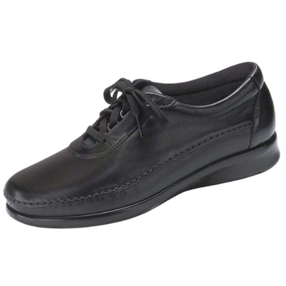Traveler Black Sneakers