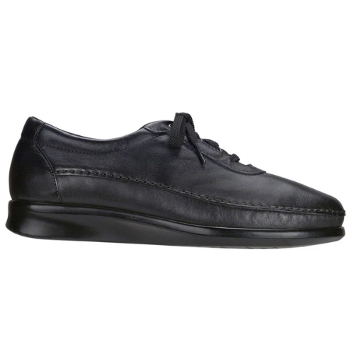 Traveler Black Sneakers