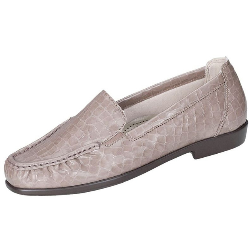 Joy Slip On Tuape Loafer