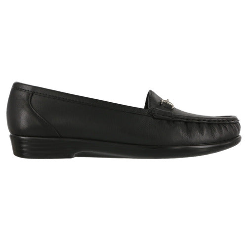 Metro Leather Loafer