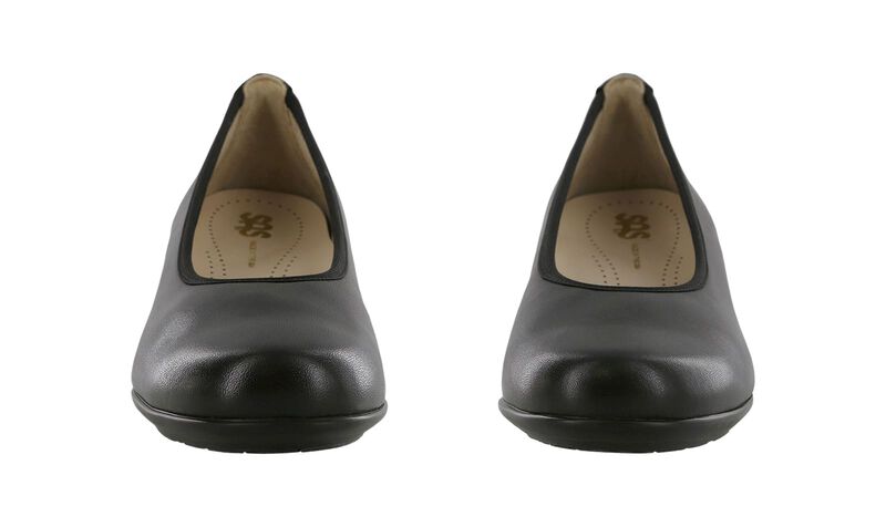 MILANO BLACK | SAS Women's Milano Black Pump-MILANO013-Made in USA-Brandy's Shoes
